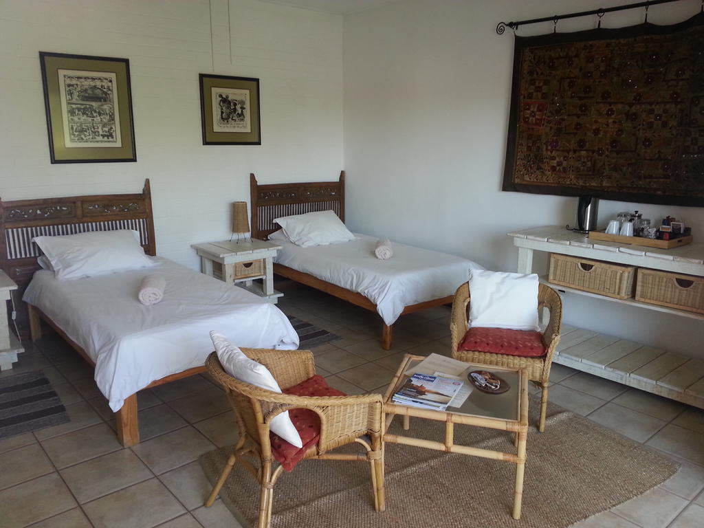 Rivendell Hotel Windhoek Room photo
